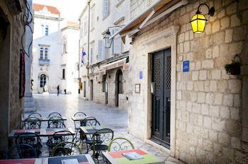 La Piazza Dubrovnik