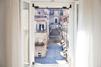 La Piazza *